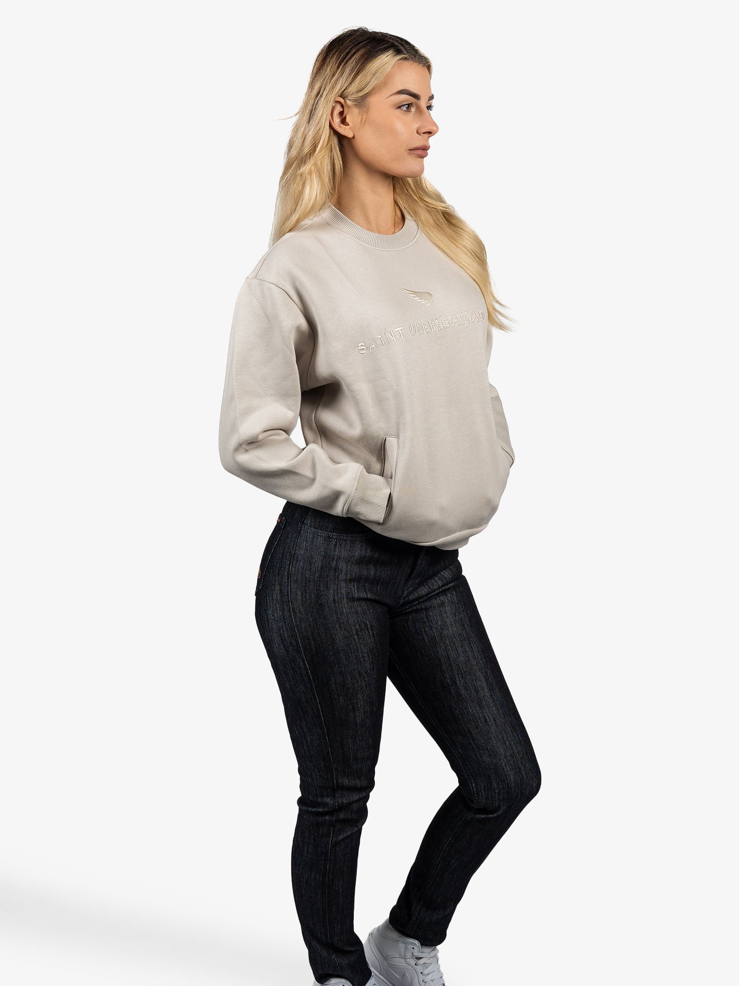 SA1NT Women's Embroidered Crew